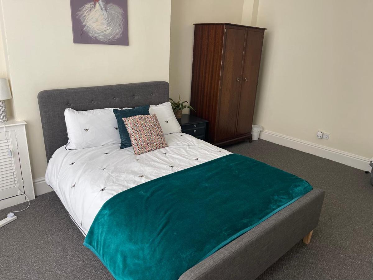 Marks Place Liverpool Bagian luar foto